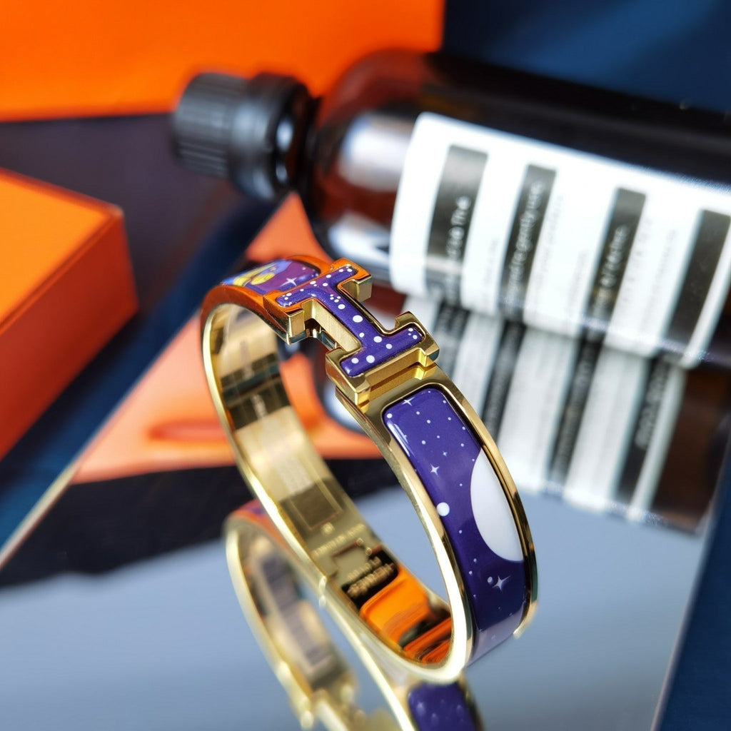 GlowH STAR AND MOON BRACELET 12MM