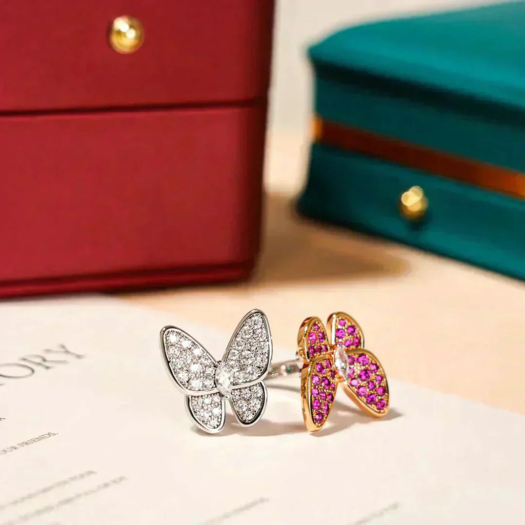 GlowTWIN BUTTERFLY DIAMOND RING