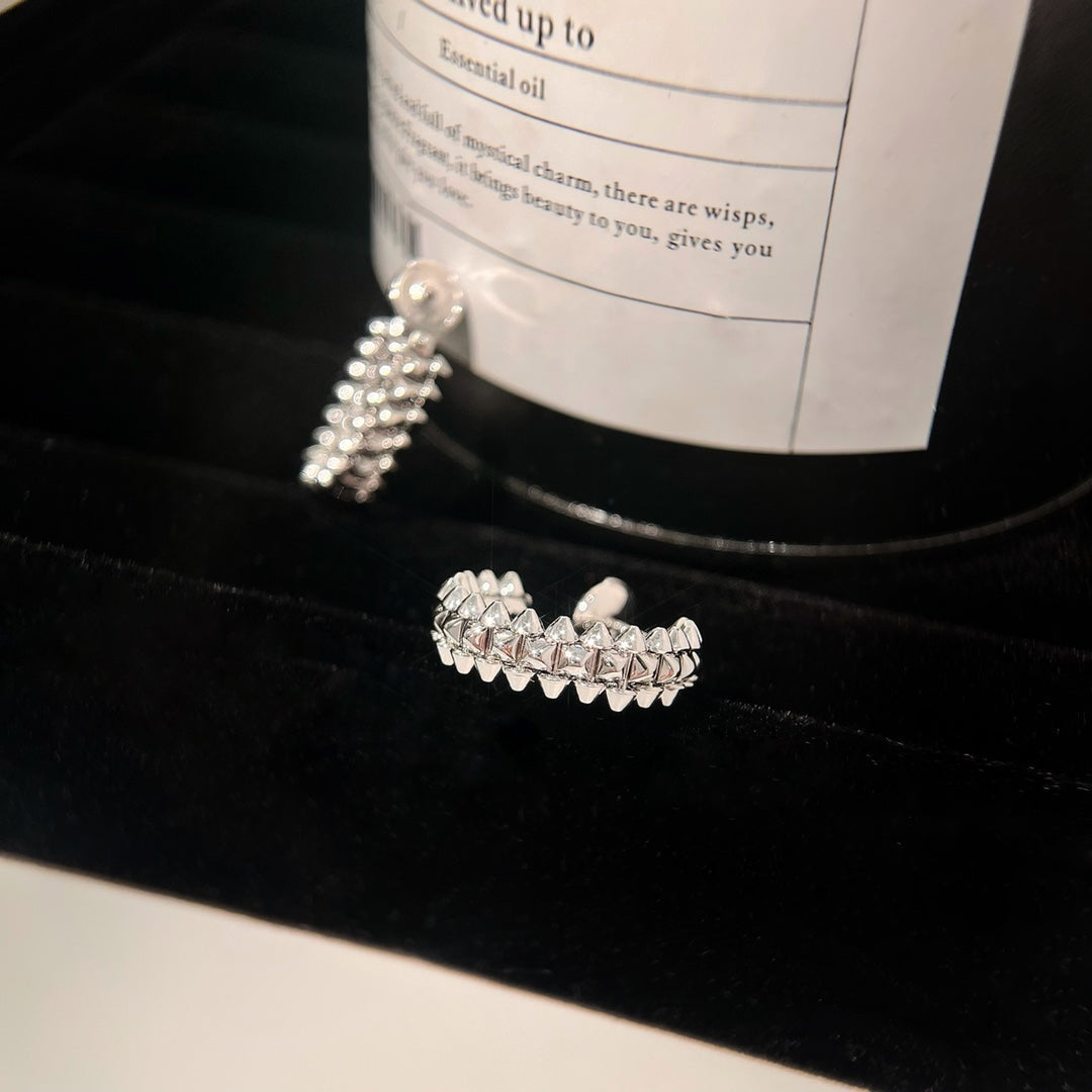 GlowCLASH EARRINGS