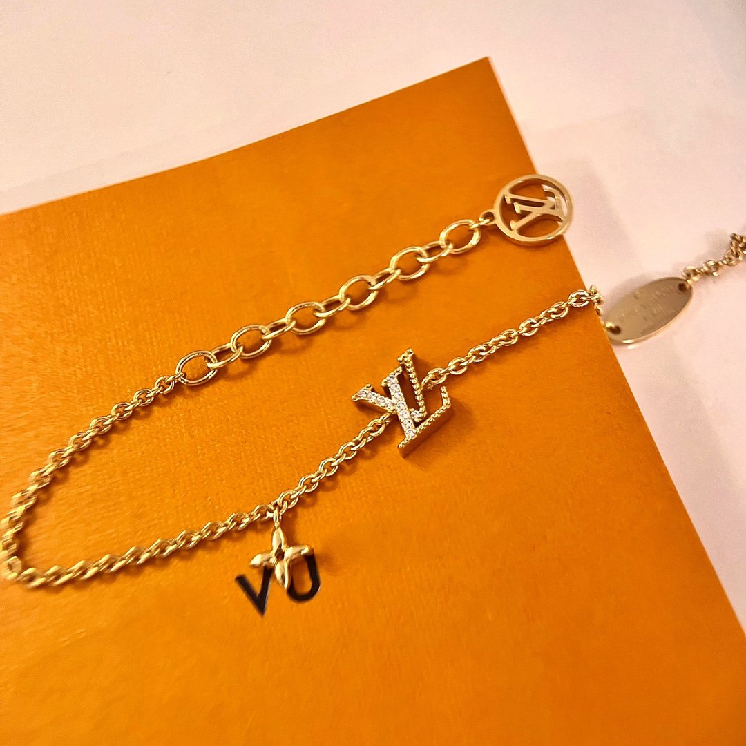 GlowLOGO STAR MOTIF GOLD BRACELET