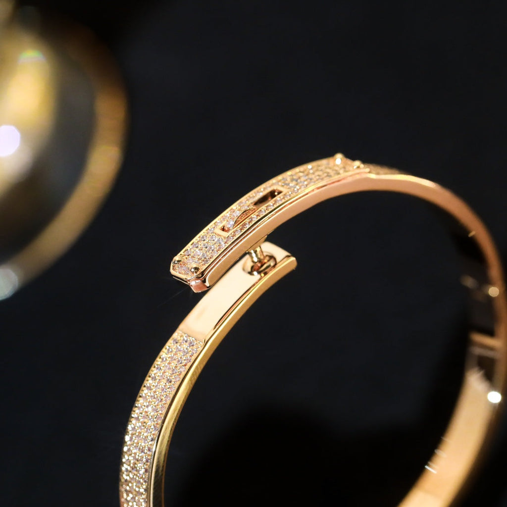 GlowKELLY BRACELET DIAMOND PAVED