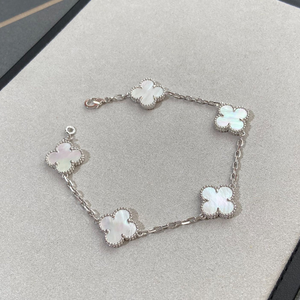 [Glow]New CLOVER WHITE PEARL MOP 5 MOTIF BRACELET COLLECTION