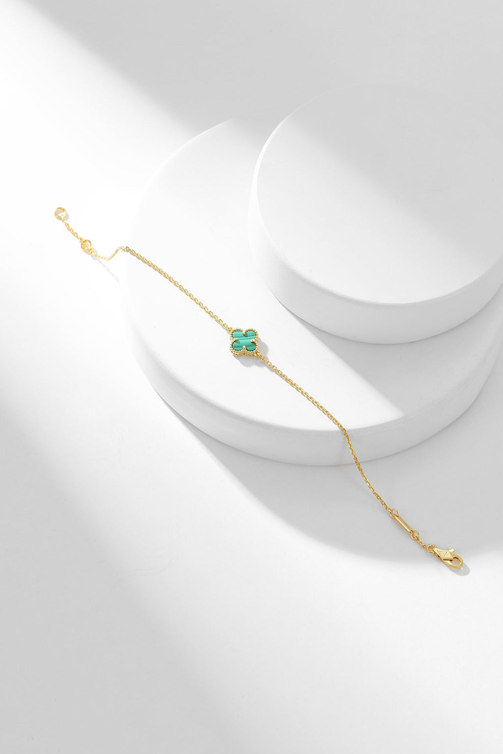 ¡®Glow¡¯CLOVER BRACELET MALACHITE 1 MOTIF