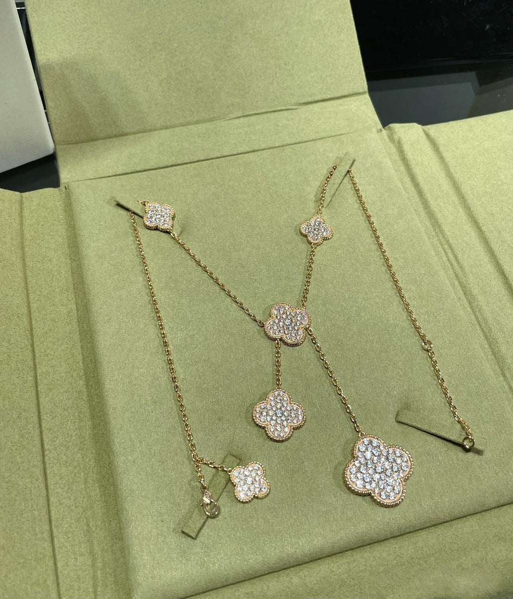 ¡®Glow¡¯CLOVER 6 MOTIF DIAMOND PAVED NECKLACE