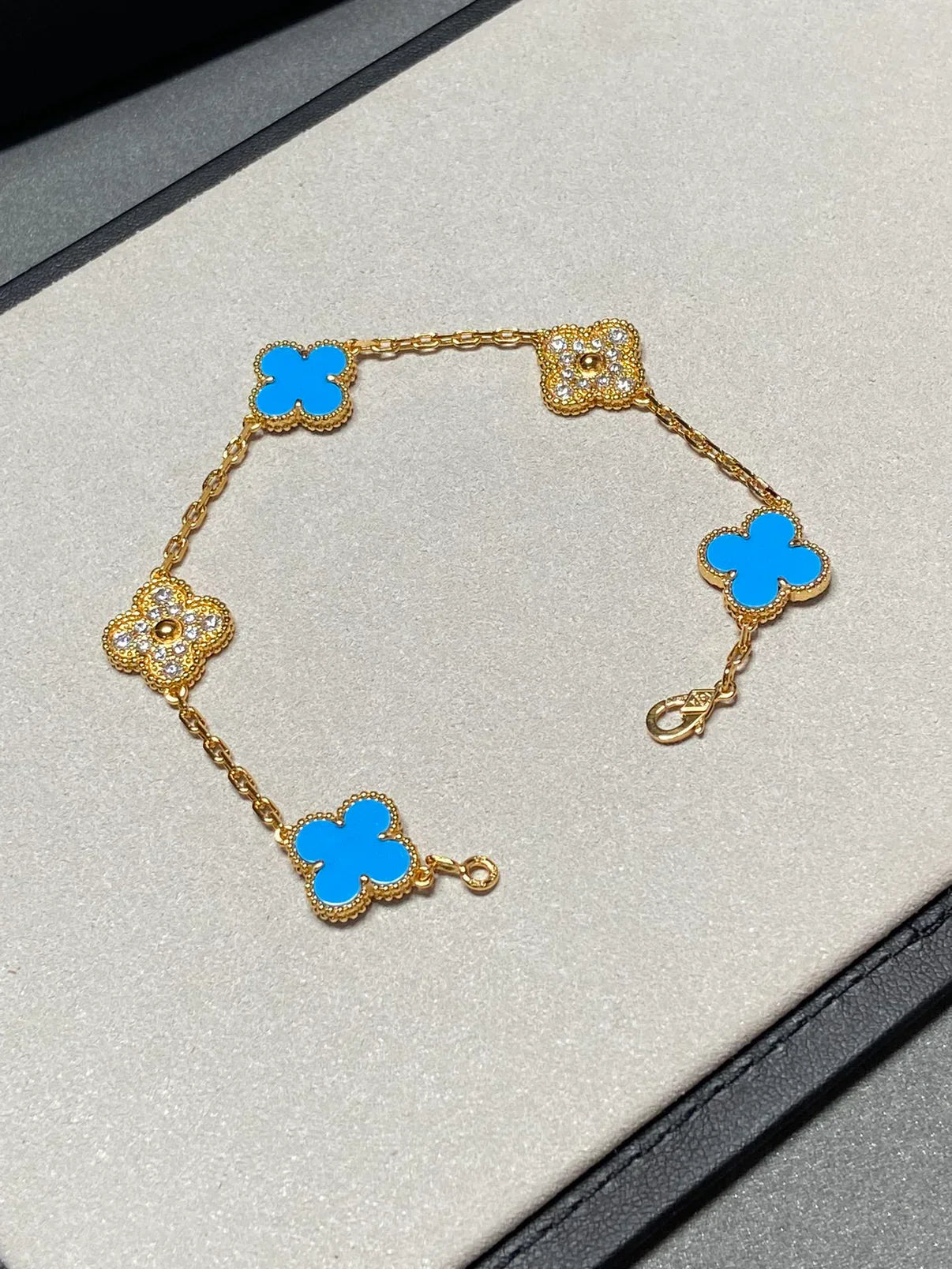 [Glow Jewelry] CLOVER 5 MOTIF BLUE AGATE BRACELET COLLECTION