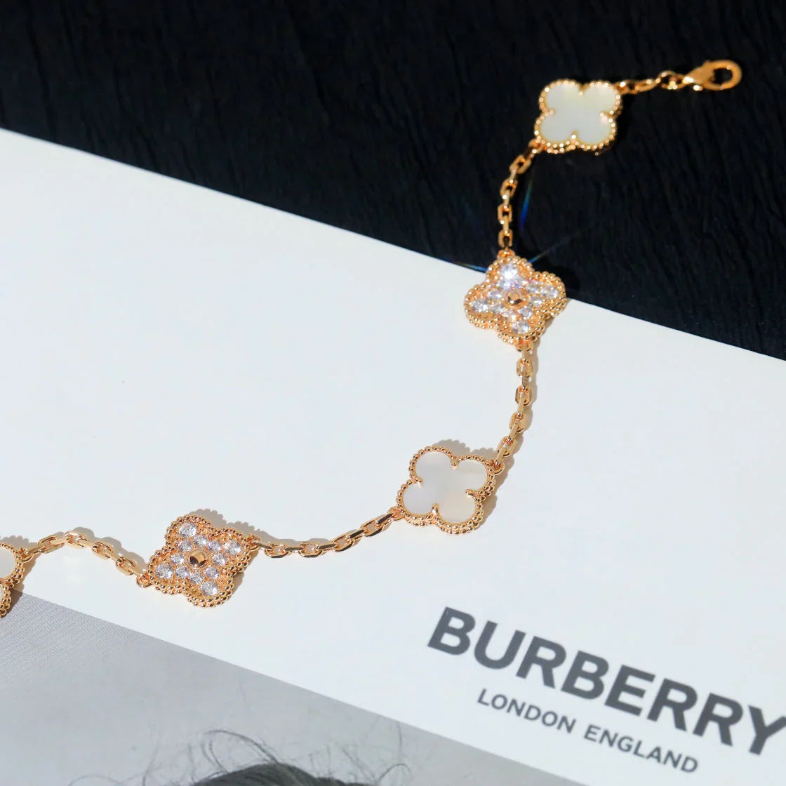 [Glow]New CLOVER WHITE PEARL MOP 5 MOTIF BRACELET COLLECTION