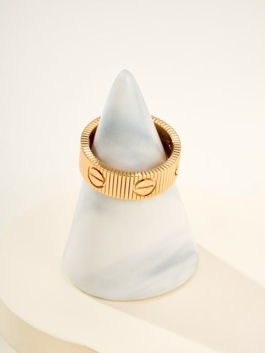 GlowNEW MODEL LOVE 6.5 MM RING