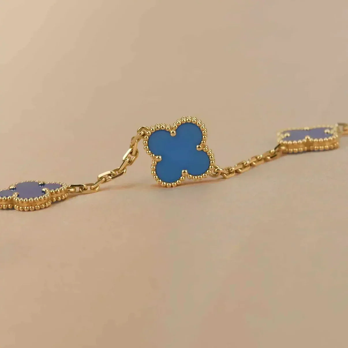 [Glow]New  CLOVER 5 MOTIF BLUE AGATE BRACELET COLLECTION