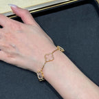[Glow Jewelry]CLOVER 5 MOTIF ROCK CRYSTAL BRACELET