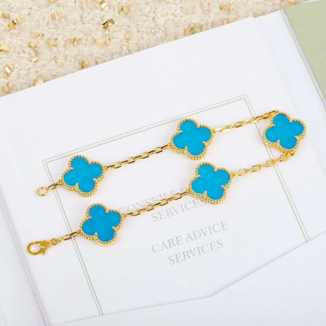 GlowCLOVER 5 MOTIFS TURQUOISE BRACELET