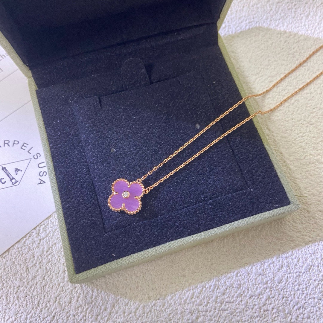 GlowCLOVER 15MM DIAMOND  PURPLE VIOLET NECKLACE