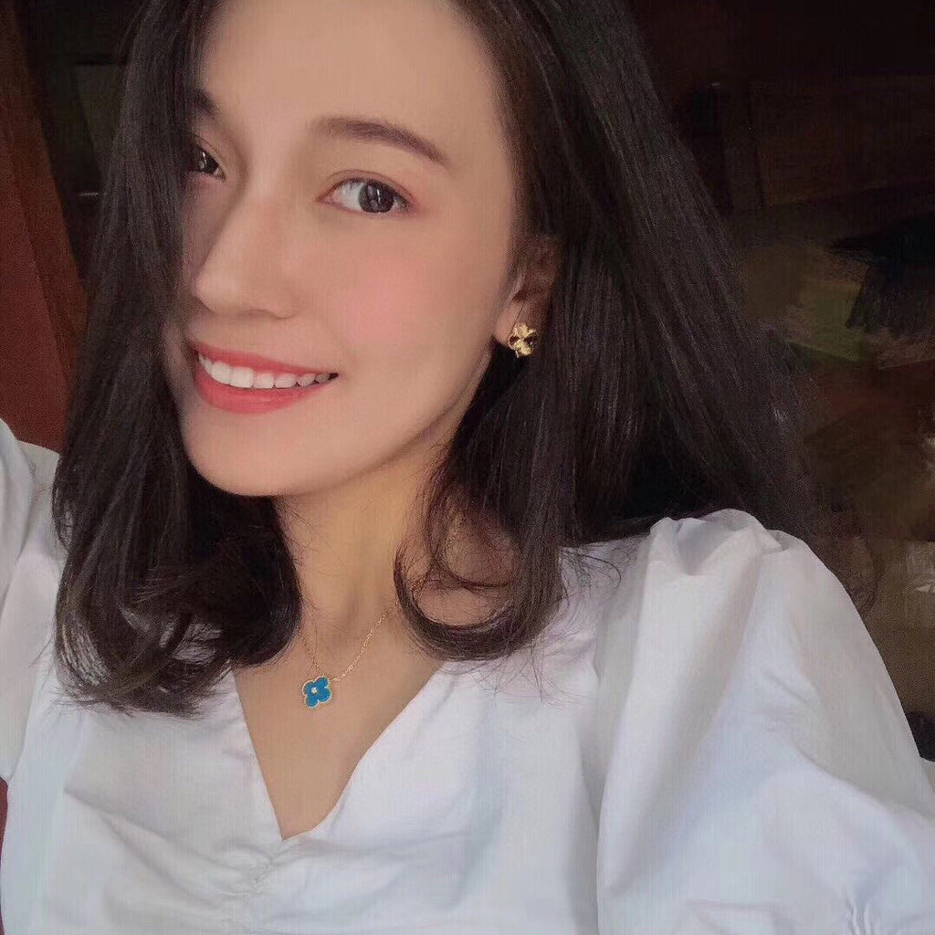 GlowCLOVER 15MM DIAMOND AND BLUE AGATE NECKLACE