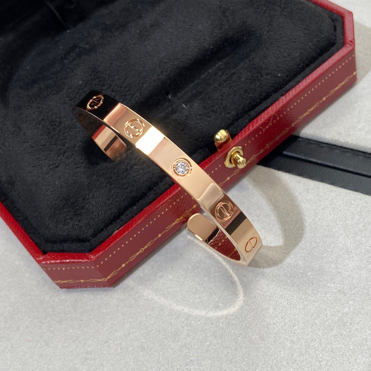 GlowLOVE BRACELET 6.1MM 1 DIAMOND OPEN CUFF