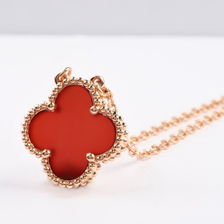 GlowCLOVER 15MM CARNELIAN SINGLE FLOWER NECKLACE