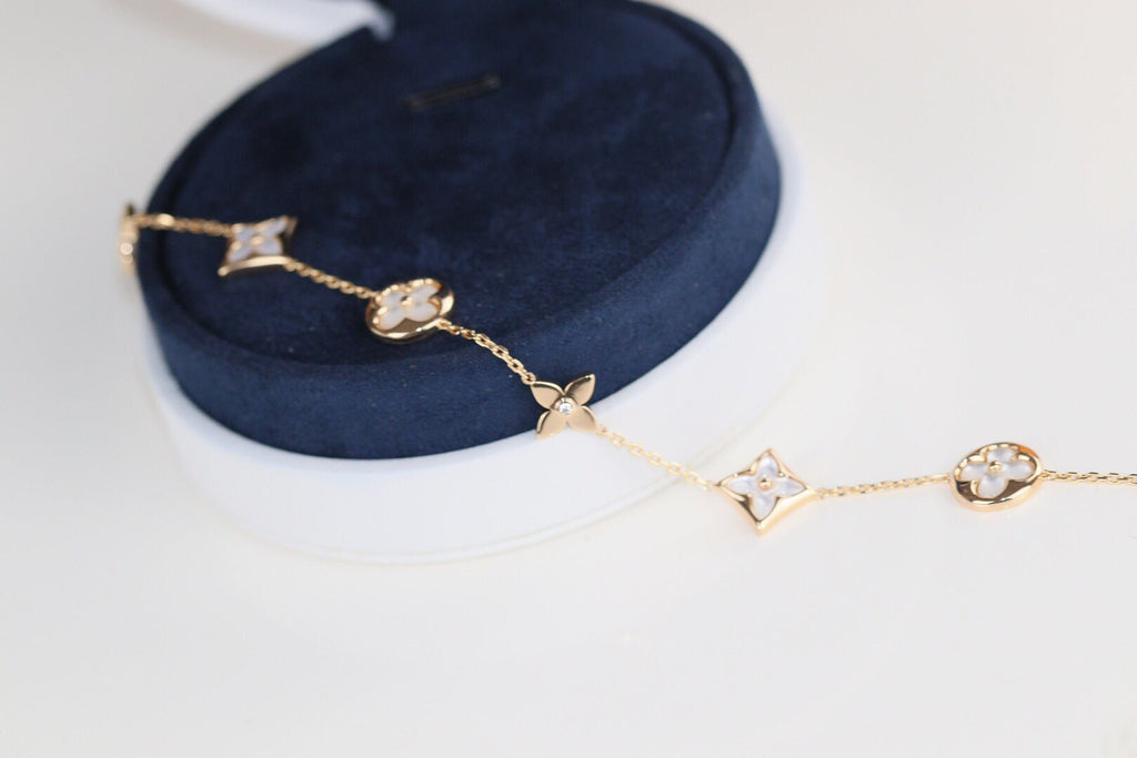 GlowLEAF CLOVER BRACELET