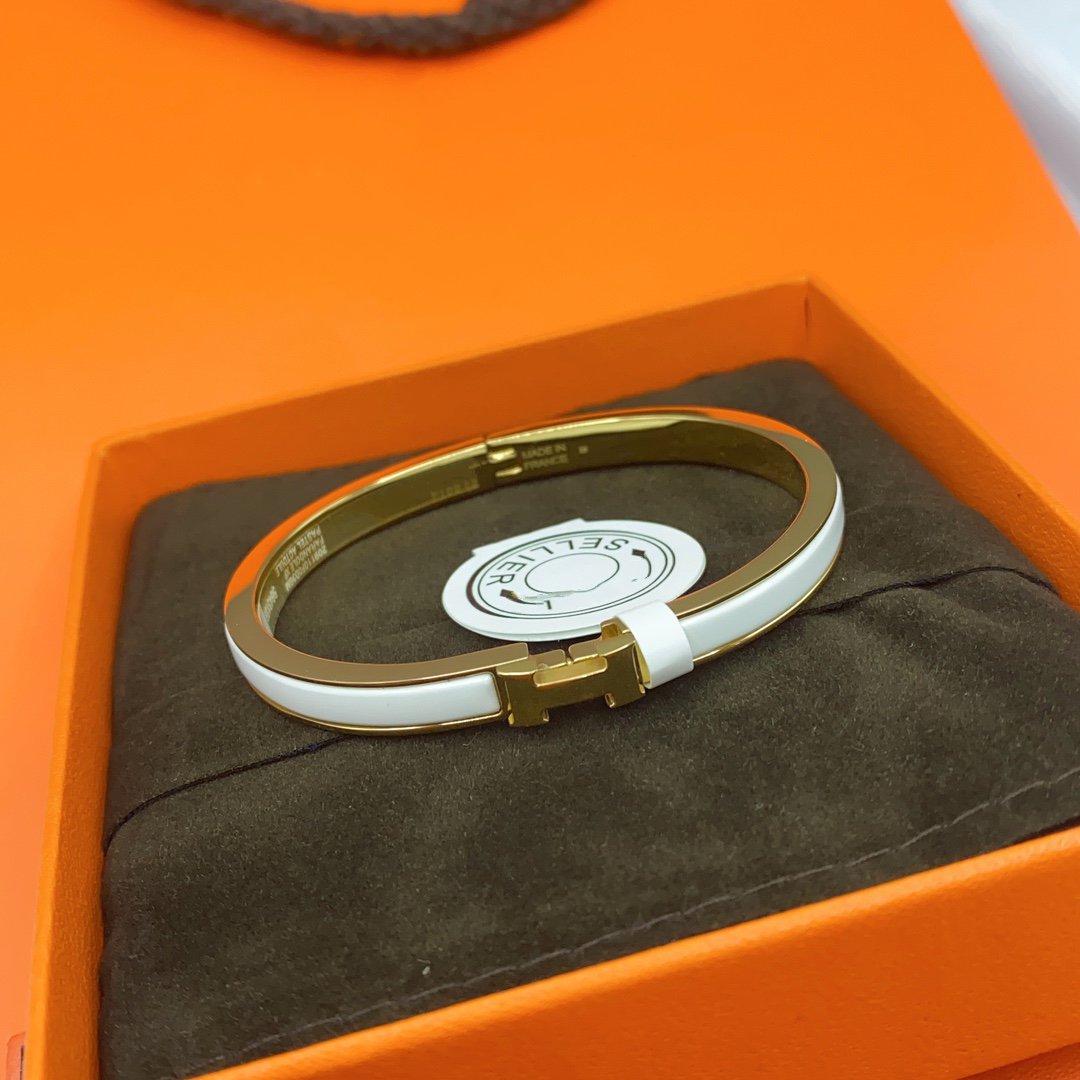 GlowCLASSIC HM CLIC WHITE 8MM ENAMEL BRACELET