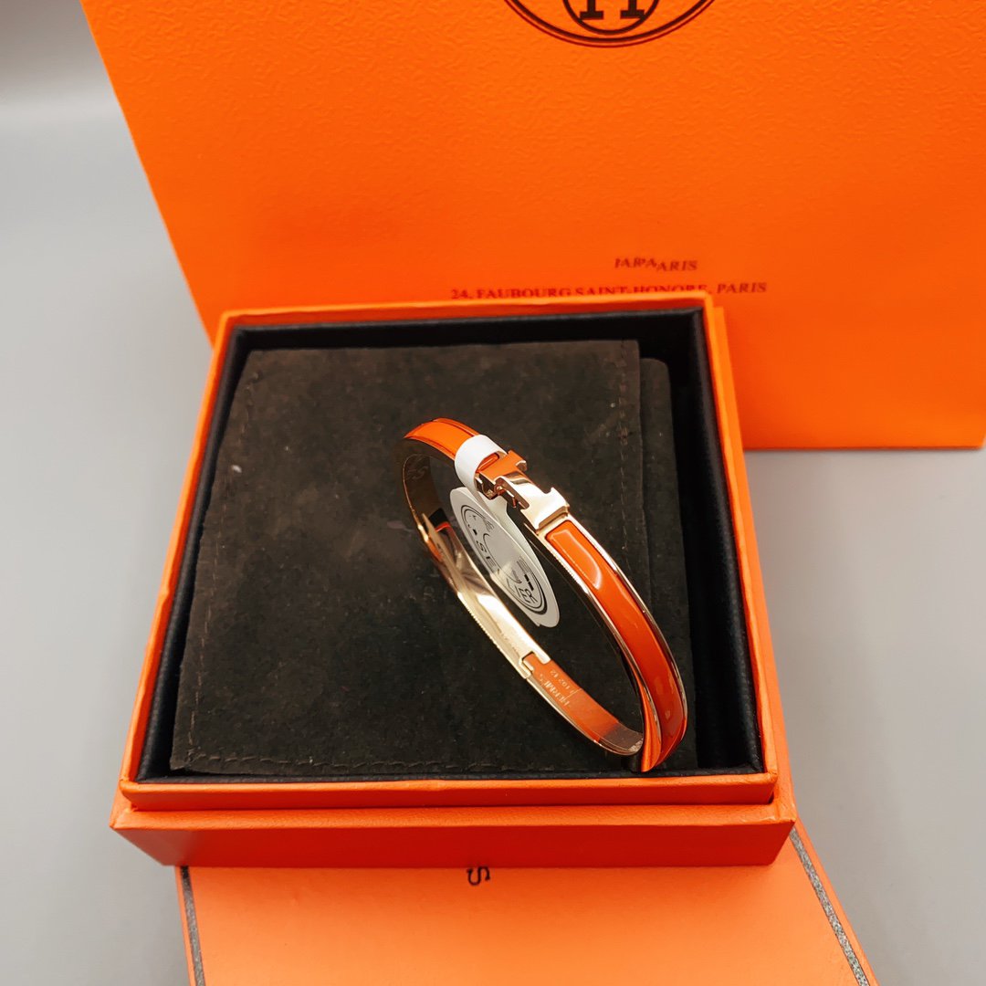 GlowCLASSIC HM CLIC RED 8MM ENAMEL BRACELET