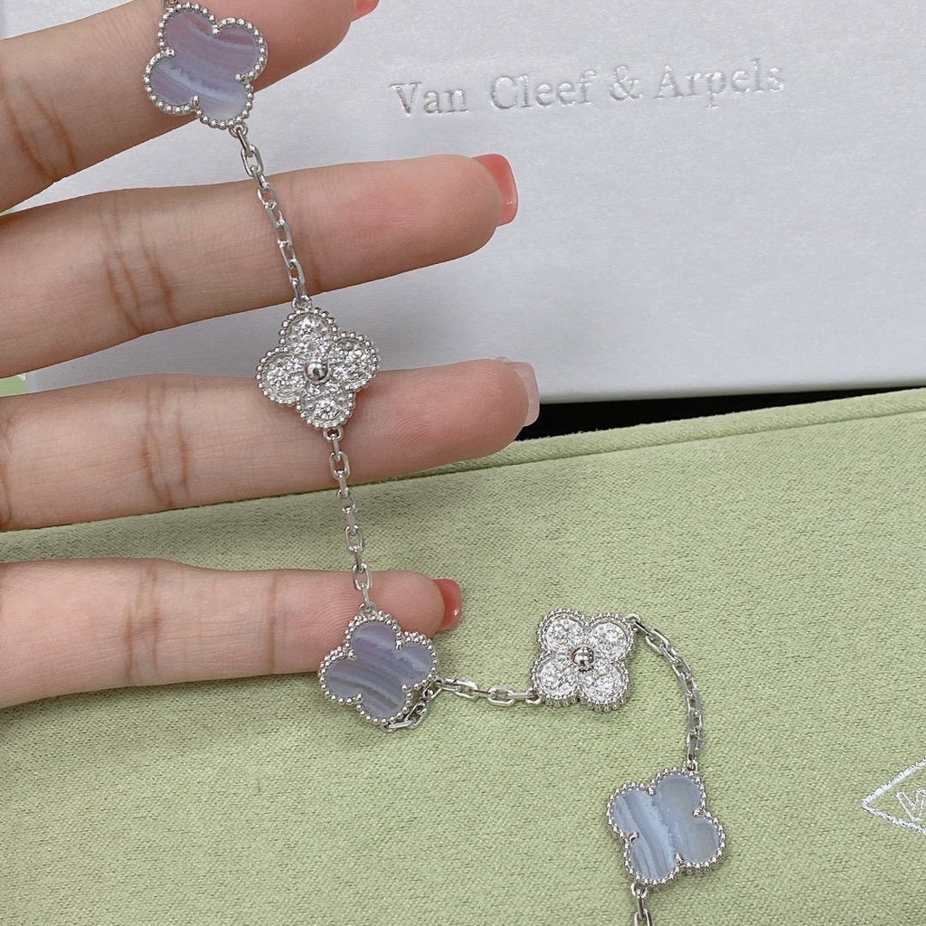 [Glow]New  CLOVER 5 MOTIF PURPLE CHALCEDONY BRACELET COLLECTION