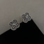 GlowCLOVER MINI DIAMOND STUD EARRINGS